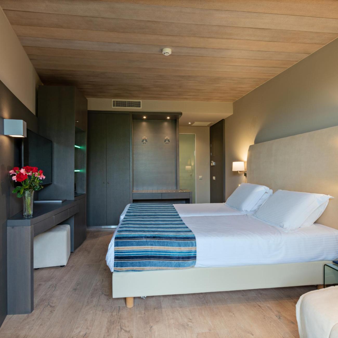 Kyma Suites Beach Hotel Rethymno  Room photo